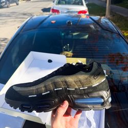 12 US UNDEFEATED X NIKE AIR MAX 95 SP 'LA BREA' MEDIUM OLIVE