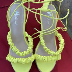 Size 9 Women’s Wedges NEW 