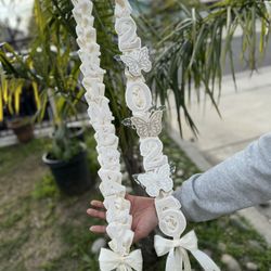 2026 Ivory Graduation Lei