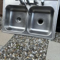 Stein Still Sink Con Llaves