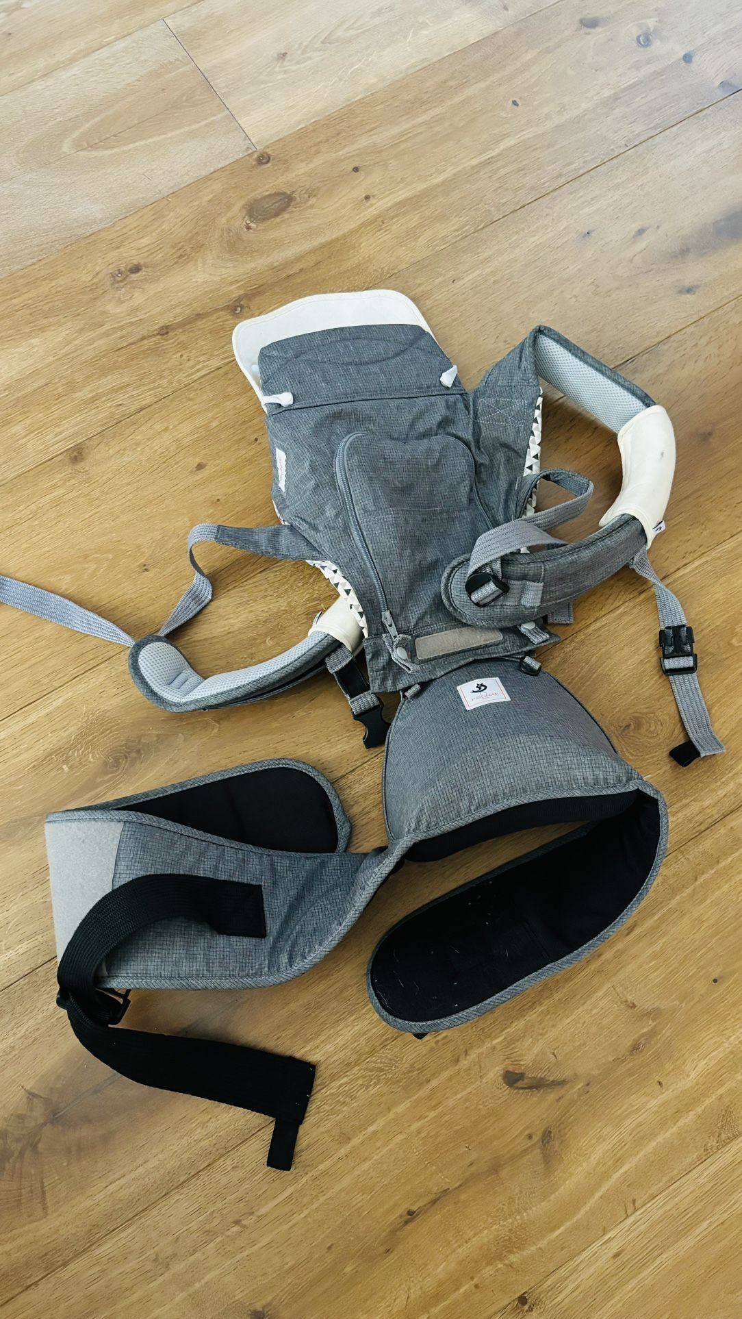 Pognae Korean Brand Baby Carrier With Hip Seat