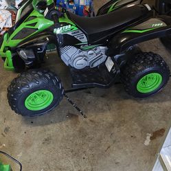 Kids power wheel quad
