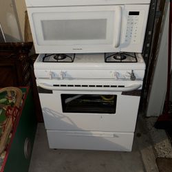 Stove Microwave And dishwasher