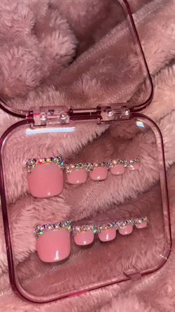 Toe nail press ons