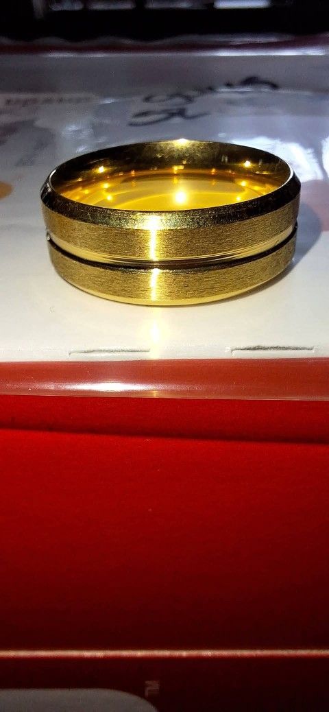 8 MENS SZ 10 RINGS. LOT 3