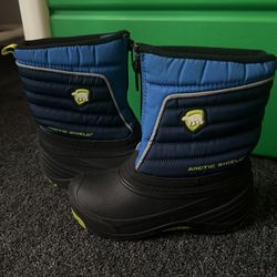 Arctic Shield Snow Boots