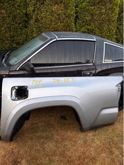 2016 -2023 TOYOTA TACOMA LEFT SIDE SKIN SHORD BED OEM