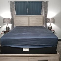 Master Queen Bedroom Set