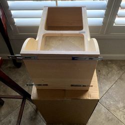 New in the box REV-A-SHELF soft close garbage pull out