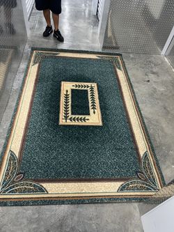 Turkish Rug Green 8’2” x 5’3”