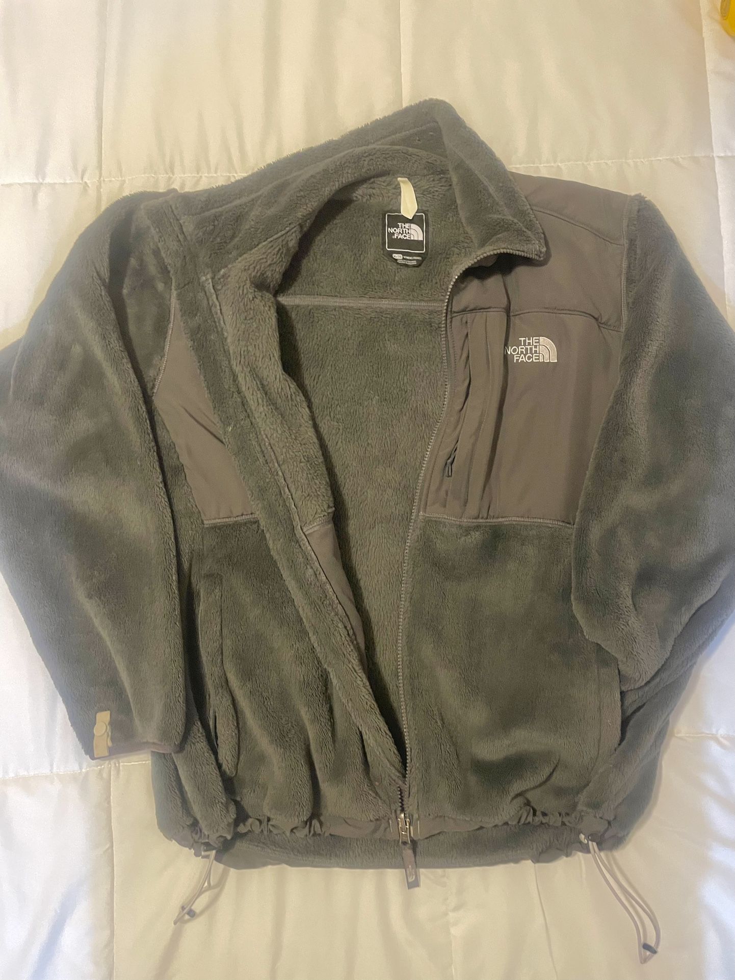 Woman’s Cotton NorthFace Jacket $35