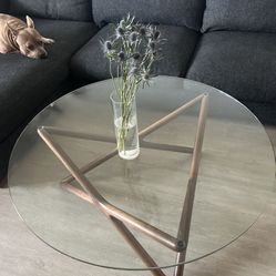 Geometric Base Circular Coffee Table 