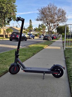 Brand NEW! Adult Electric Scooter