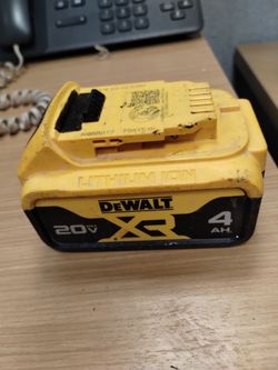 DeWalt XR 20V 4AH