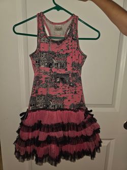 Girls size 8 M dress Paris print couture