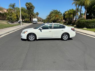 2012 Nissan Ultima four-cylinder 120k miles!