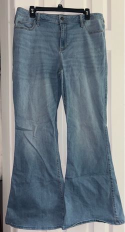 Hollister High-Rise Vintage Flare Jeans – Size 17R (W33 L32)