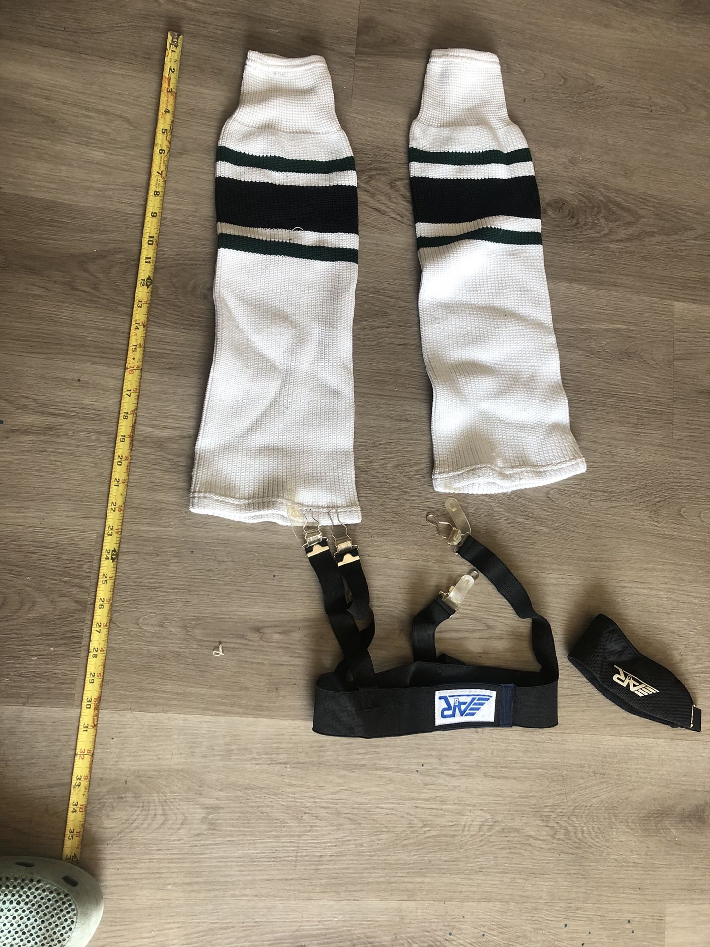 hockey socks with socks belt