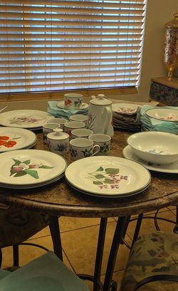 Plate And Cup Set 