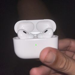 AirPods Pro 2nd gen USB-C case