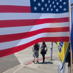 American Flags Handheld 