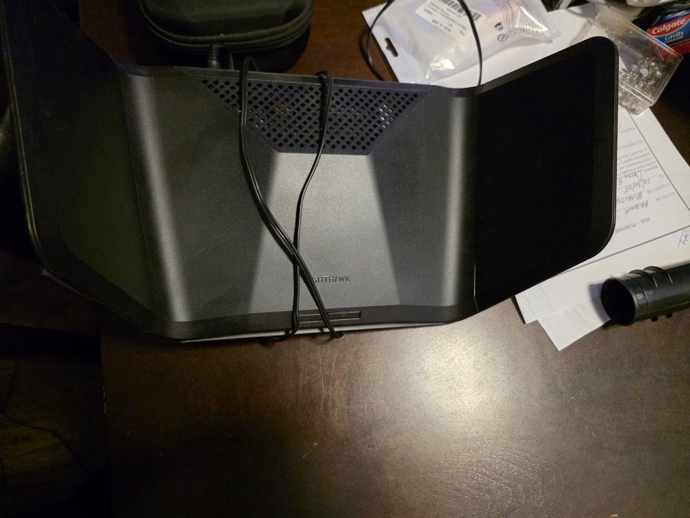 NIGHTHAWKAXE7800 Tri-Band WiFi 6E Router