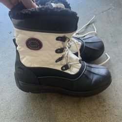 Women’s Snow Boots 