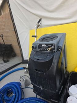 Carpet Cleaner (Complete business)