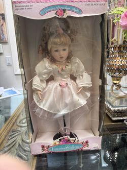 Victorian Collection Doll