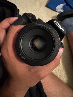 Canon EOS 2000D Camera