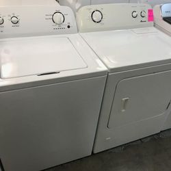 AMANA WASHER AND DRYER GAS 
