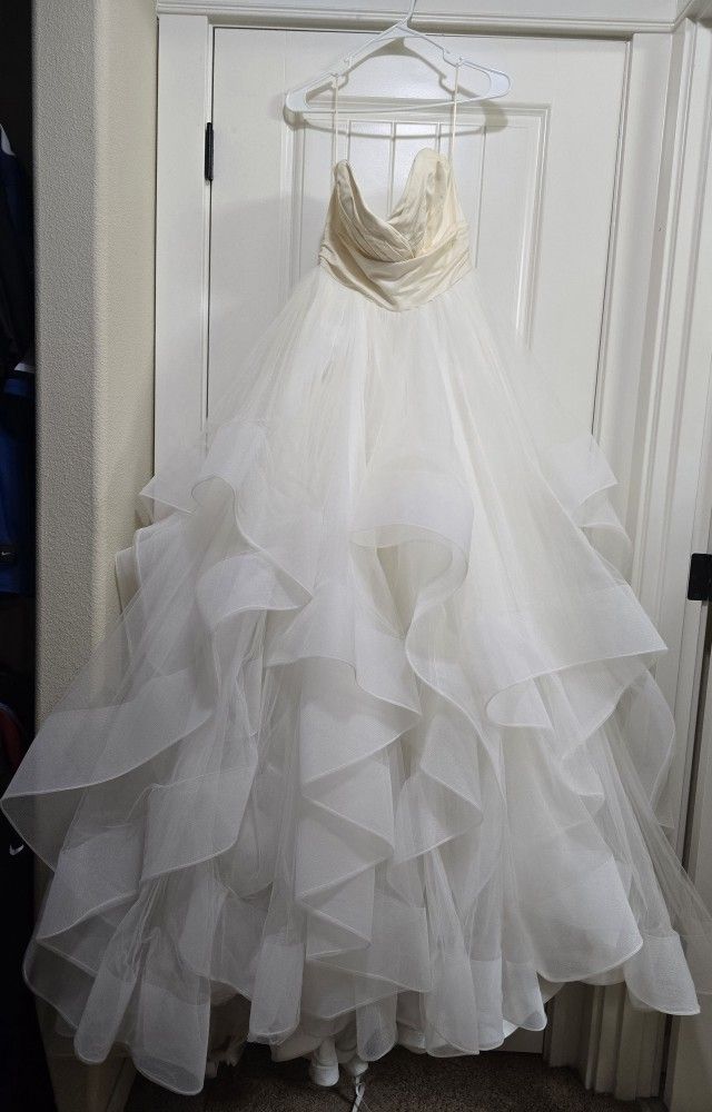Hayley Paige Londyn Ivory Strapless  Wedding Dress 