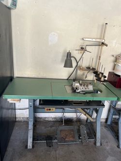 Industrial 5-thread Overlock Serger $300
