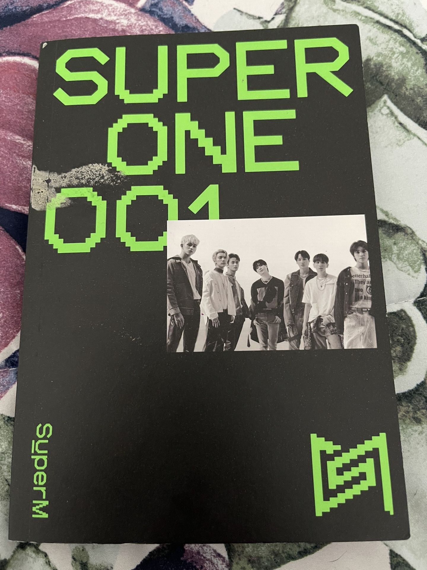 SUPER M: SUPER ONE ALBUM PHOTOBOOK & Photo