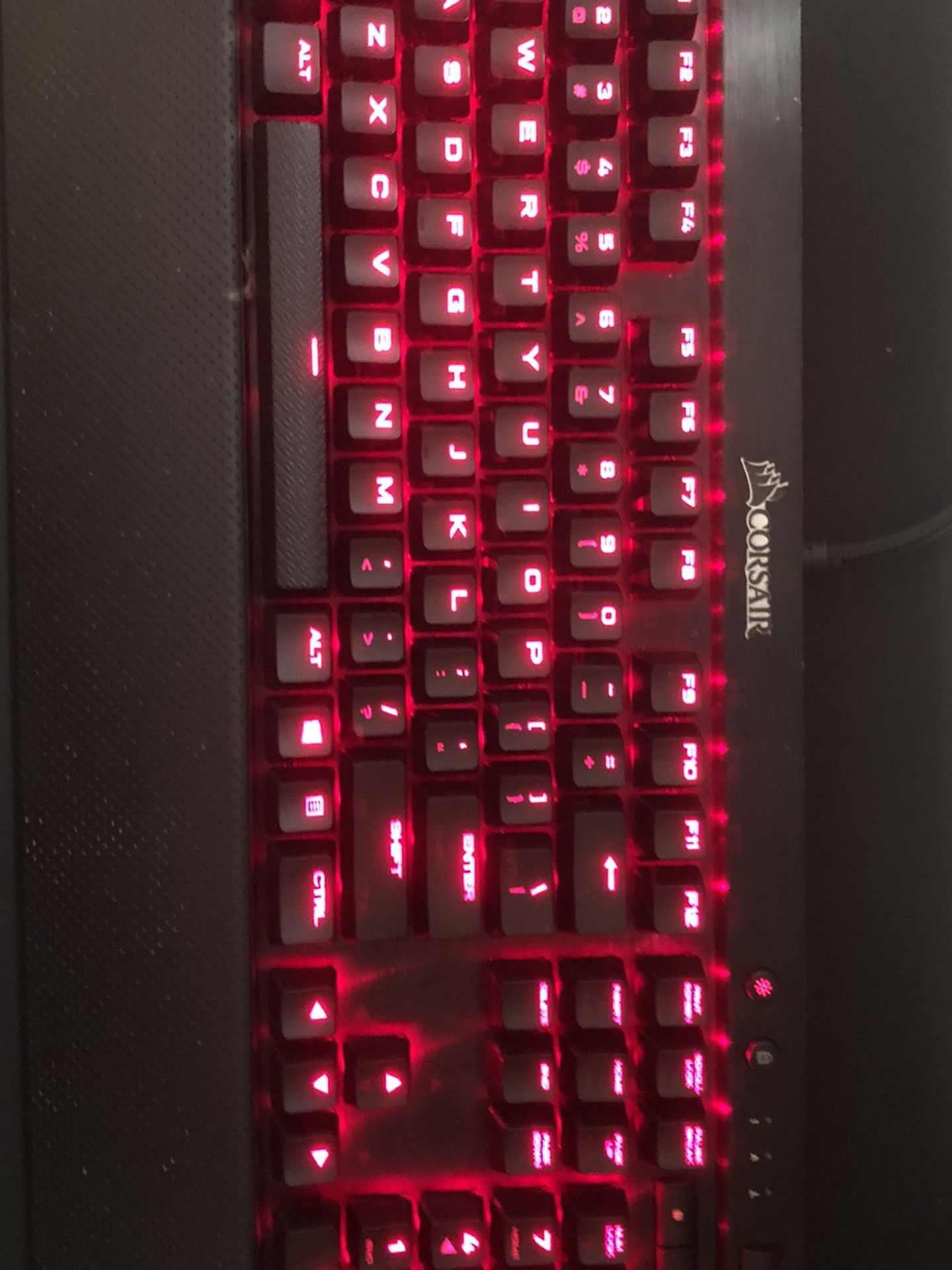 Gaming Keyboard (Corsair K70 Rapid Fire)