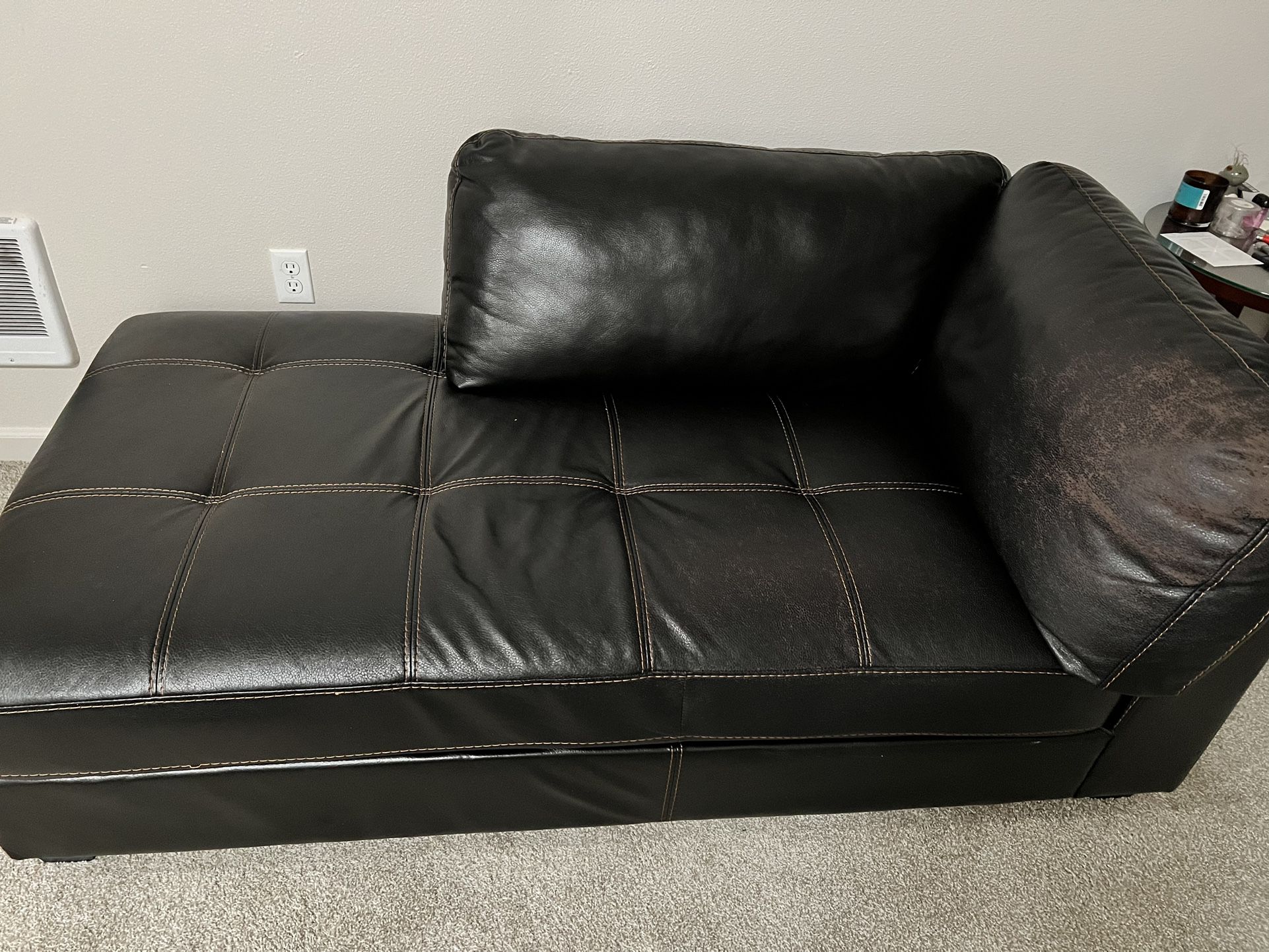 Free Sectional Sofa 