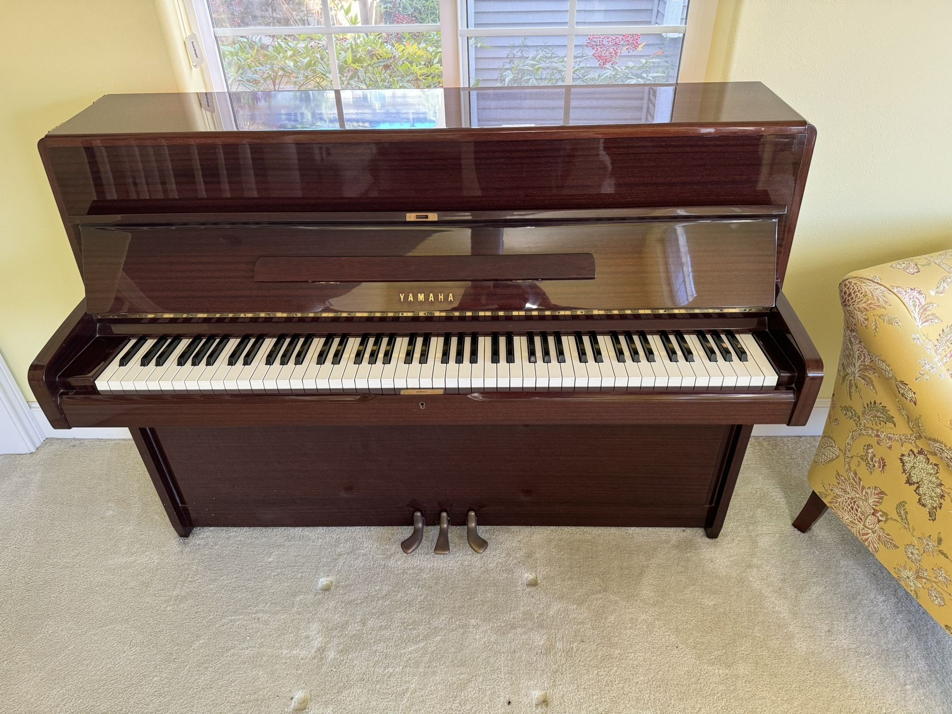 Sold/pending Pickup - Yamaha Upright Piano 