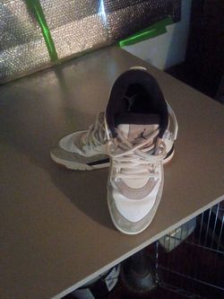 Air Jordan Sneakers White Gray