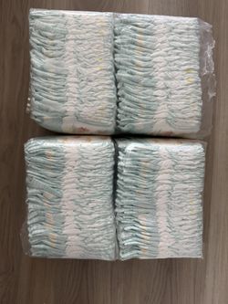 BRAND NEW! PAMPERS  - 100 Newborn Size Diapers (2 Sleeves)