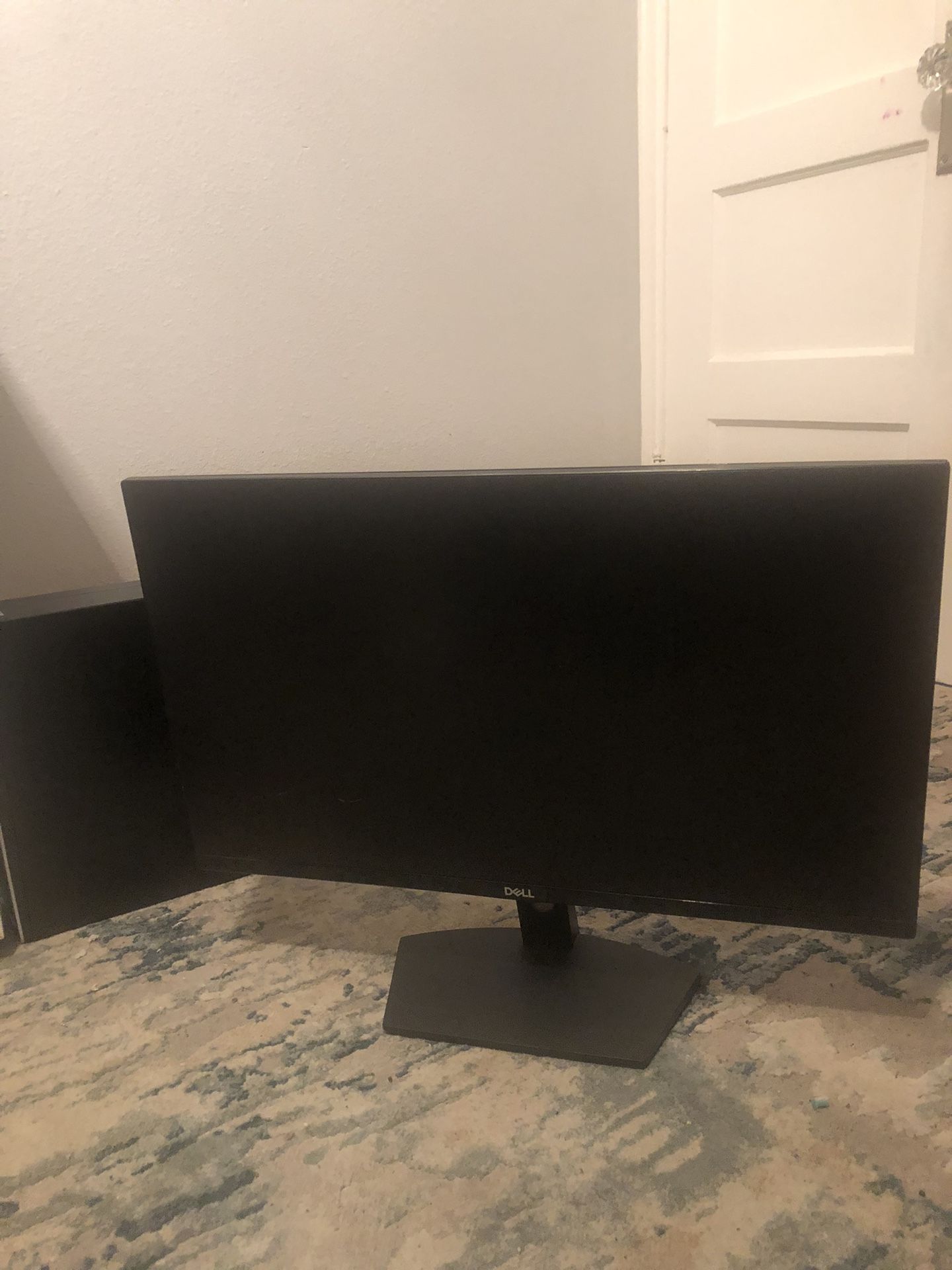Dell Inspirion Computer & 24” LED/LCD Monitor