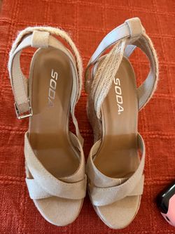 Soda Espadrille Wedge Sandals Size 6