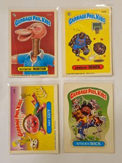 (4) VINTAGE 1986 TOPPS. GARBAGE PAIL KIDS. TRADING CARDS STICKERS LOT.