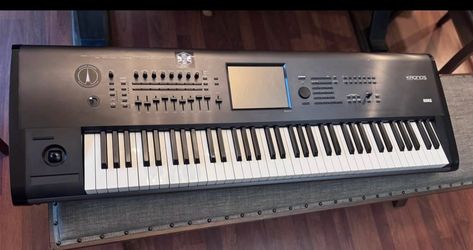 Korg cronos 74 key