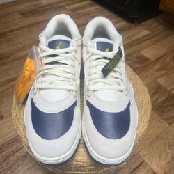 Jordan Air 4 RM Men's Shoes in Sail/Phantom/University Gold/Midnight Navy