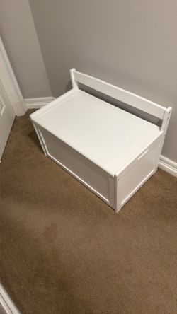 White Kids toy Chest