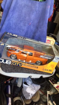 Jada toys Dub city big ballers 1/18 scale die-cast dodge ram collectible truck