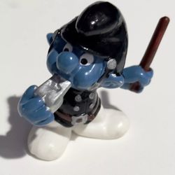 VTG Smurfs #20123 Policeman Smurf w/Black Uniform PVC Figure 1981 Schleich Mint