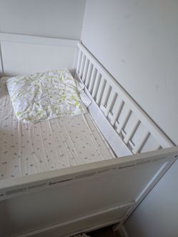 IKEA sundvik kids crib and mattress