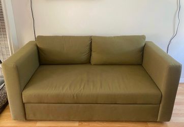 Moving, pick up this weekend 👍 convertible couch