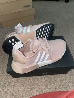 Women’s Adidas size 6